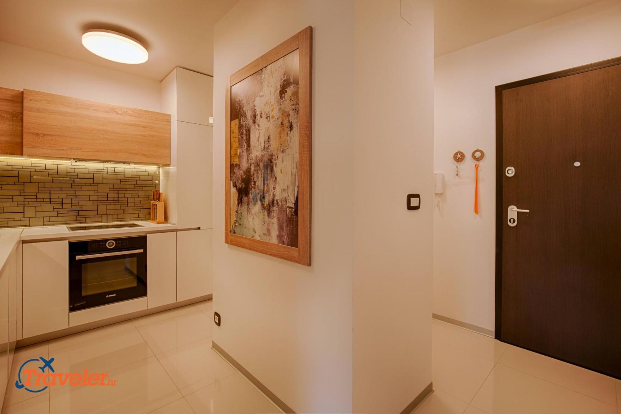 Deluxe New Apartments - Few Steps From The Beach - Luxury Holiday With Style - By Traveler Tourist Agency Krk Крк Екстер'єр фото
