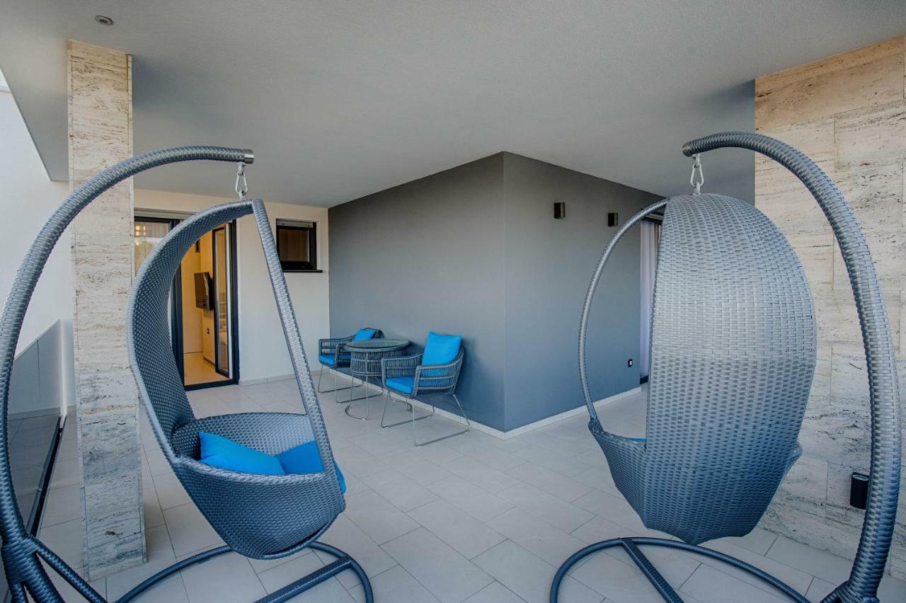Deluxe New Apartments - Few Steps From The Beach - Luxury Holiday With Style - By Traveler Tourist Agency Krk Крк Екстер'єр фото