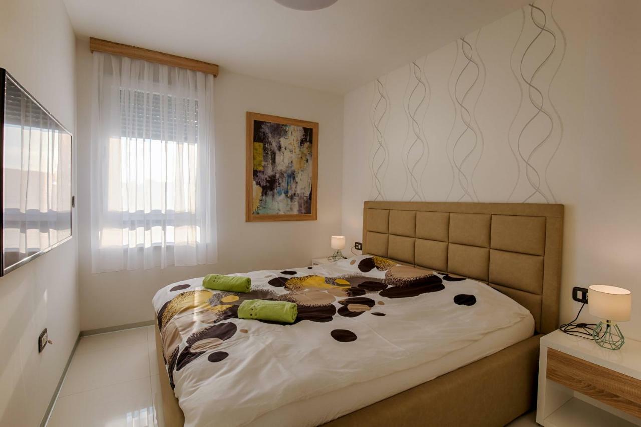 Deluxe New Apartments - Few Steps From The Beach - Luxury Holiday With Style - By Traveler Tourist Agency Krk Крк Екстер'єр фото