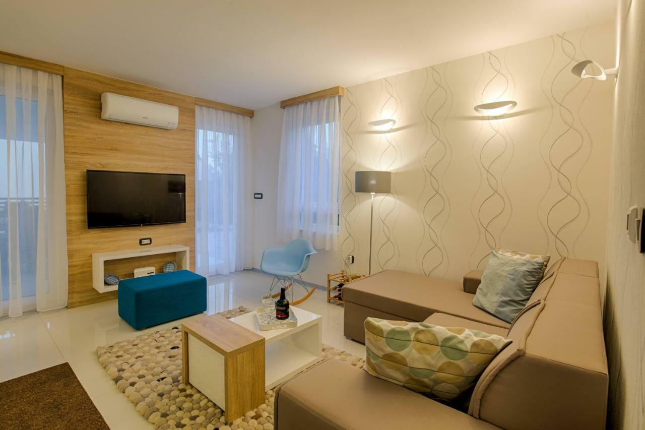 Deluxe New Apartments - Few Steps From The Beach - Luxury Holiday With Style - By Traveler Tourist Agency Krk Крк Екстер'єр фото