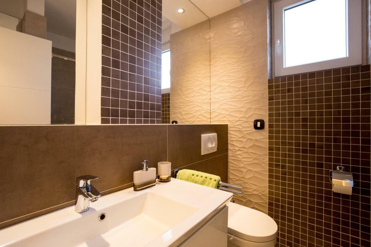 Deluxe New Apartments - Few Steps From The Beach - Luxury Holiday With Style - By Traveler Tourist Agency Krk Крк Екстер'єр фото